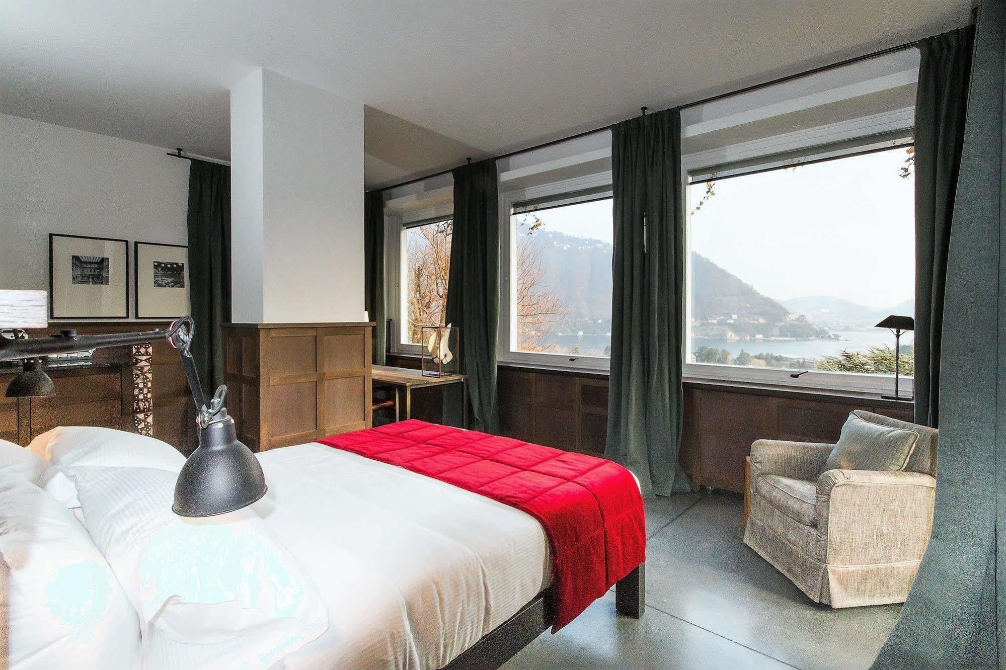 فيلا Casa Santo Stefano تْشيرنوبيو المظهر الخارجي الصورة